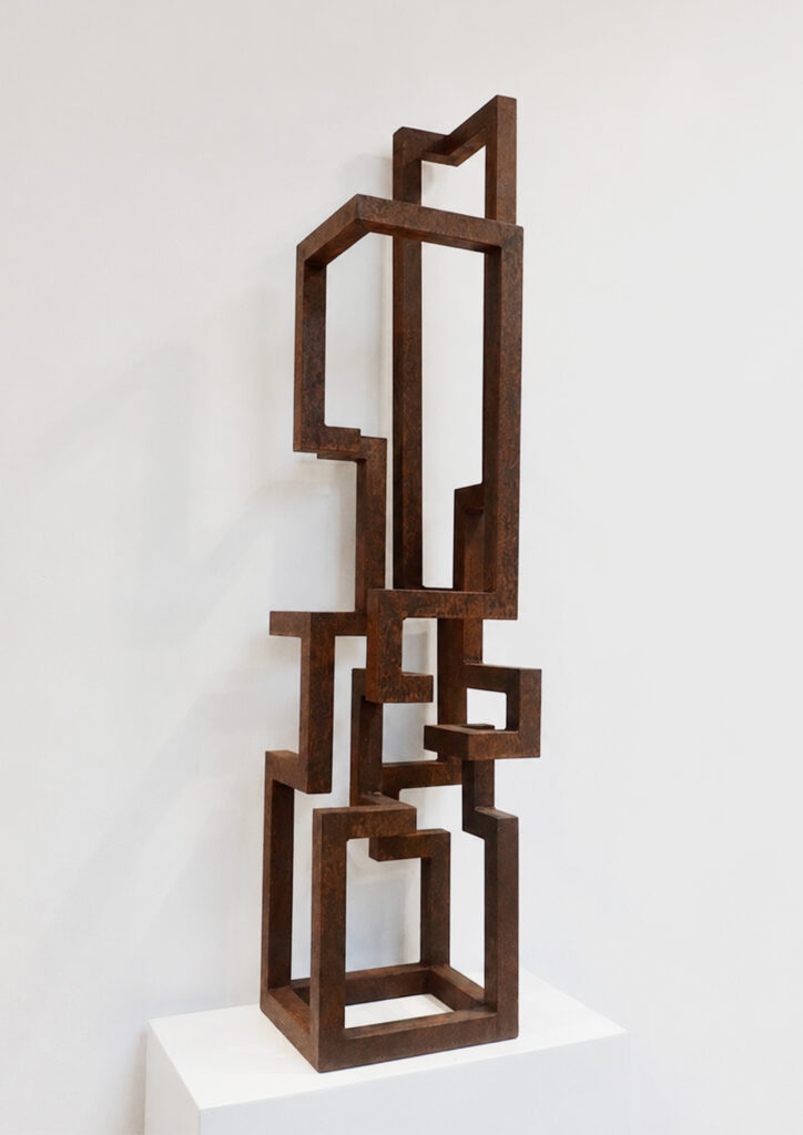 Gratte-Ciel 135, corten steel, 134 × 29 × 29 cm