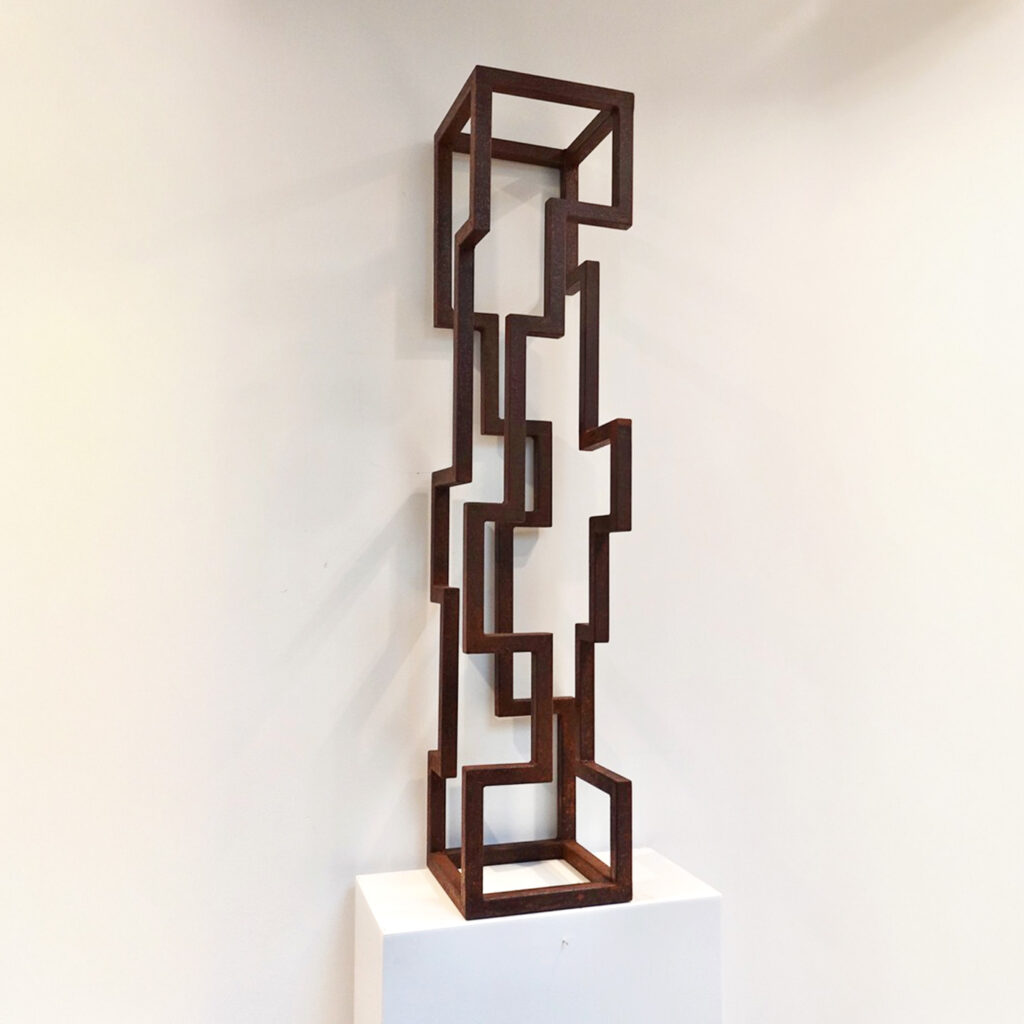 Tour 140, corten steel, 142 × 30 × 30 cm